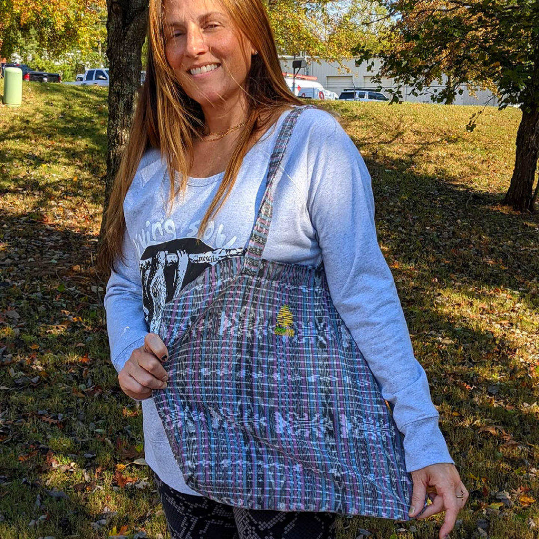 Market Tote in Checker with Embroidery